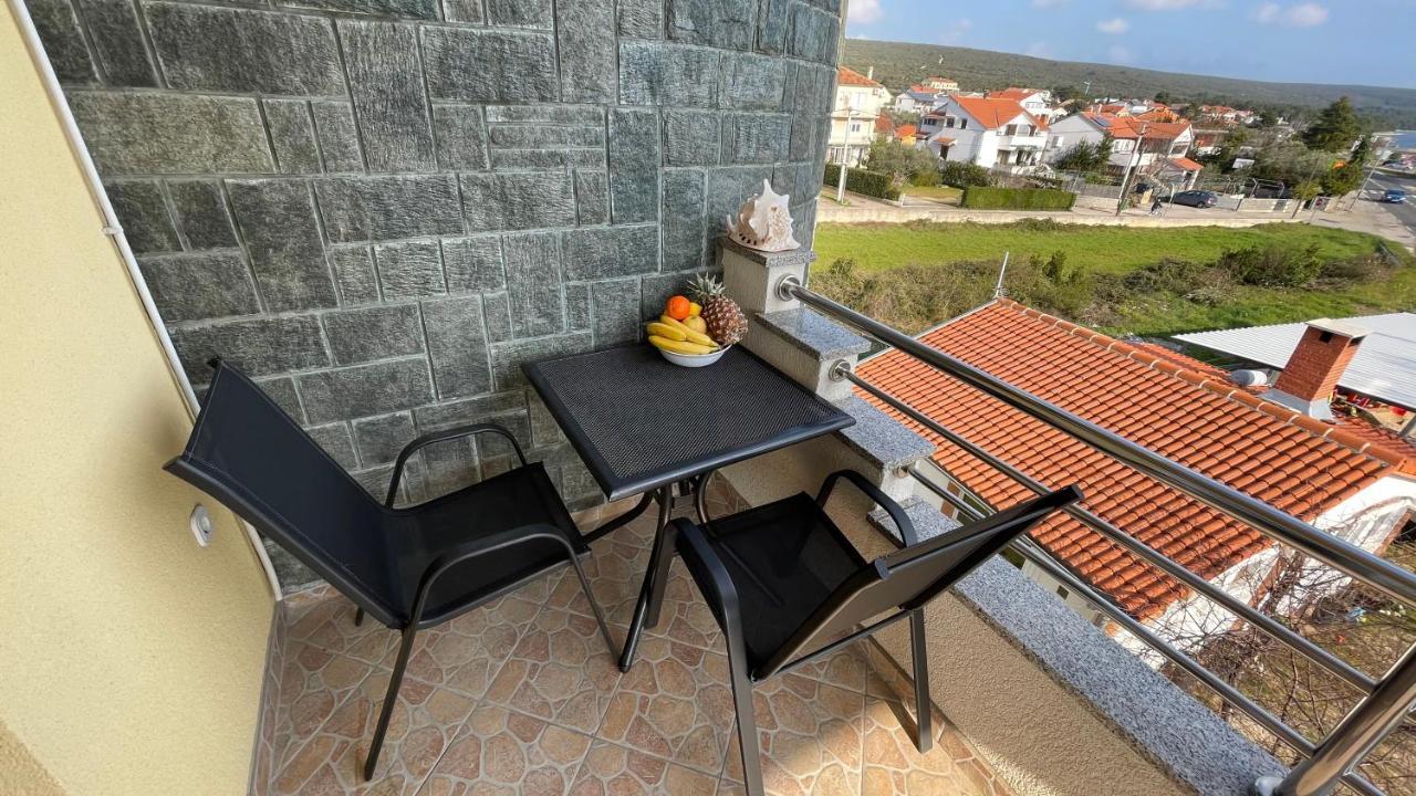 Apartments San Sukošan Esterno foto